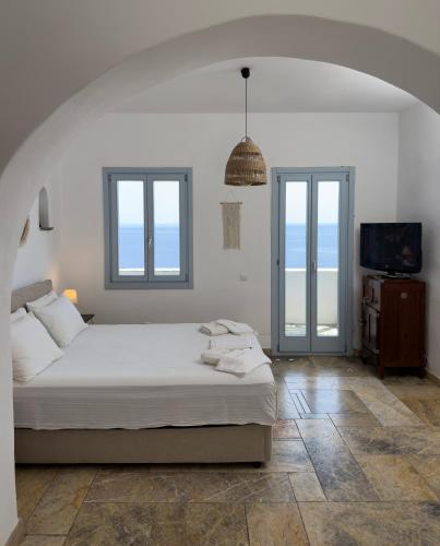 Akti Giannaki in Tinos, Greece