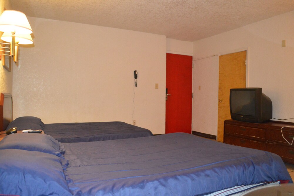 Tarpon Inn - photo 11