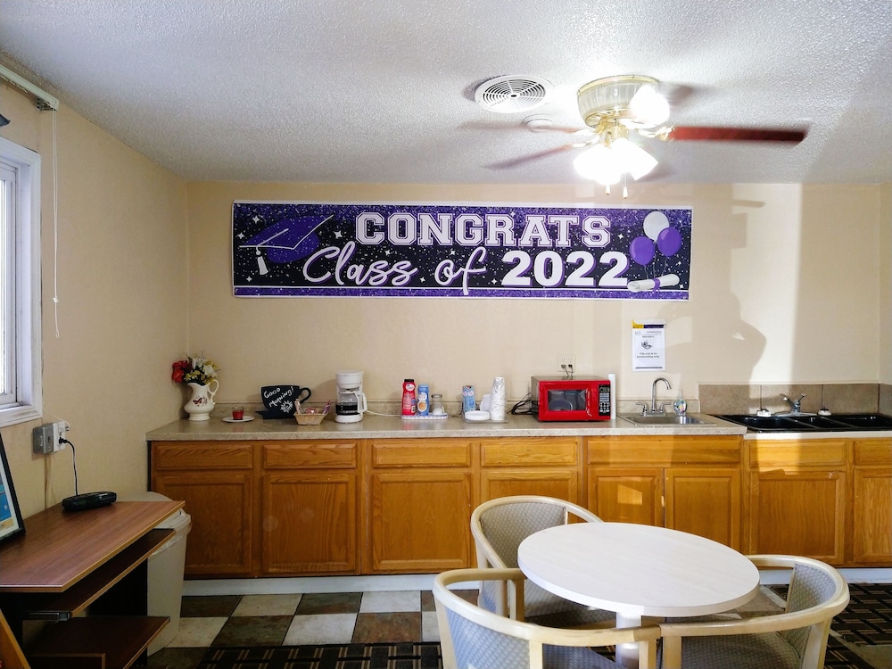 Grand View Plaza Inn & Suites - photo 93