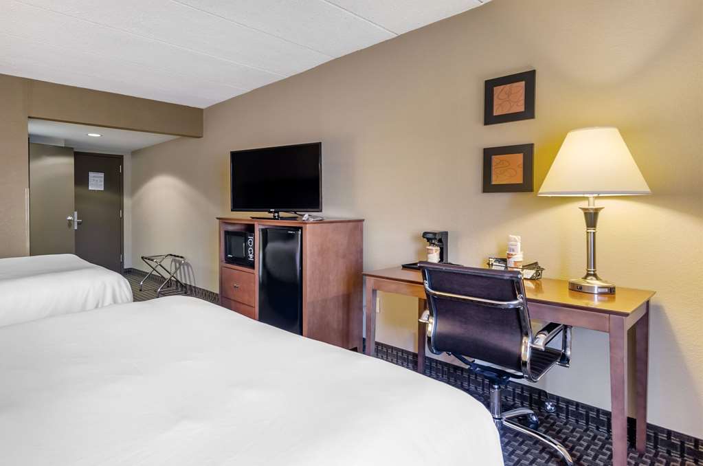 Comfort Inn & Suites Raphine Lexington near I 81 and I 64 - photo 17
