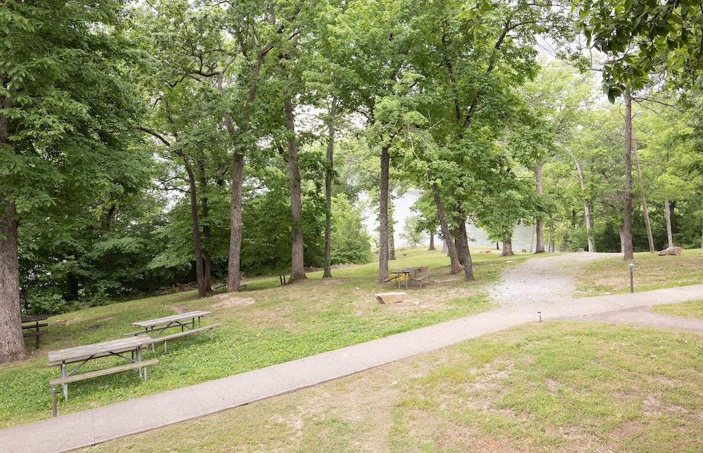 Rough River Dam State Resort Park - photo 81