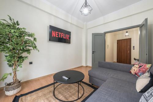 Athens center spacious apartment — 4-Star Luxury Hotel in Athens, Greece