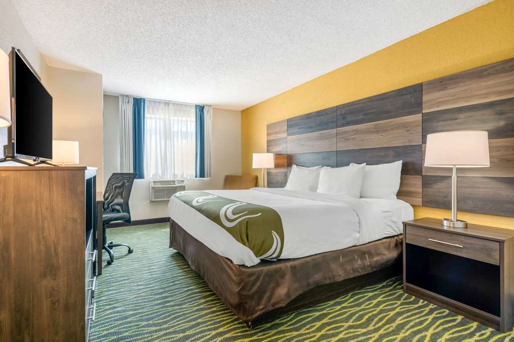 Quality Inn & Suites Leesburg Chain of Lakes - photo 9
