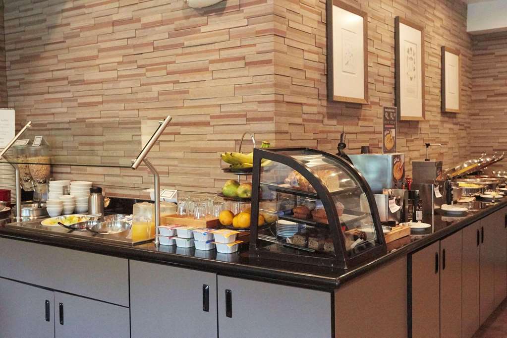 Radisson Hotel Portland Airport - photo 51