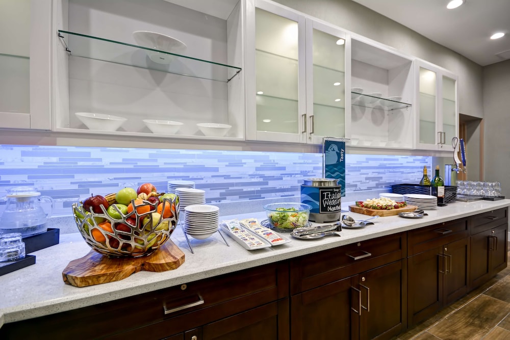 Homewood Suites by Hilton Galveston - photo 35