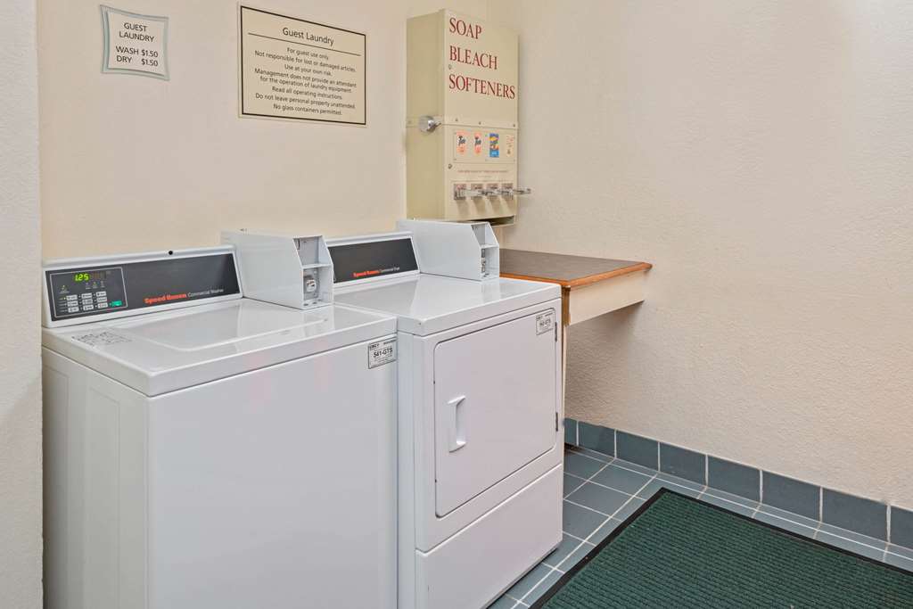 La Quinta Inn & Suites by Wyndham Salt Lake City Layton - photo 27