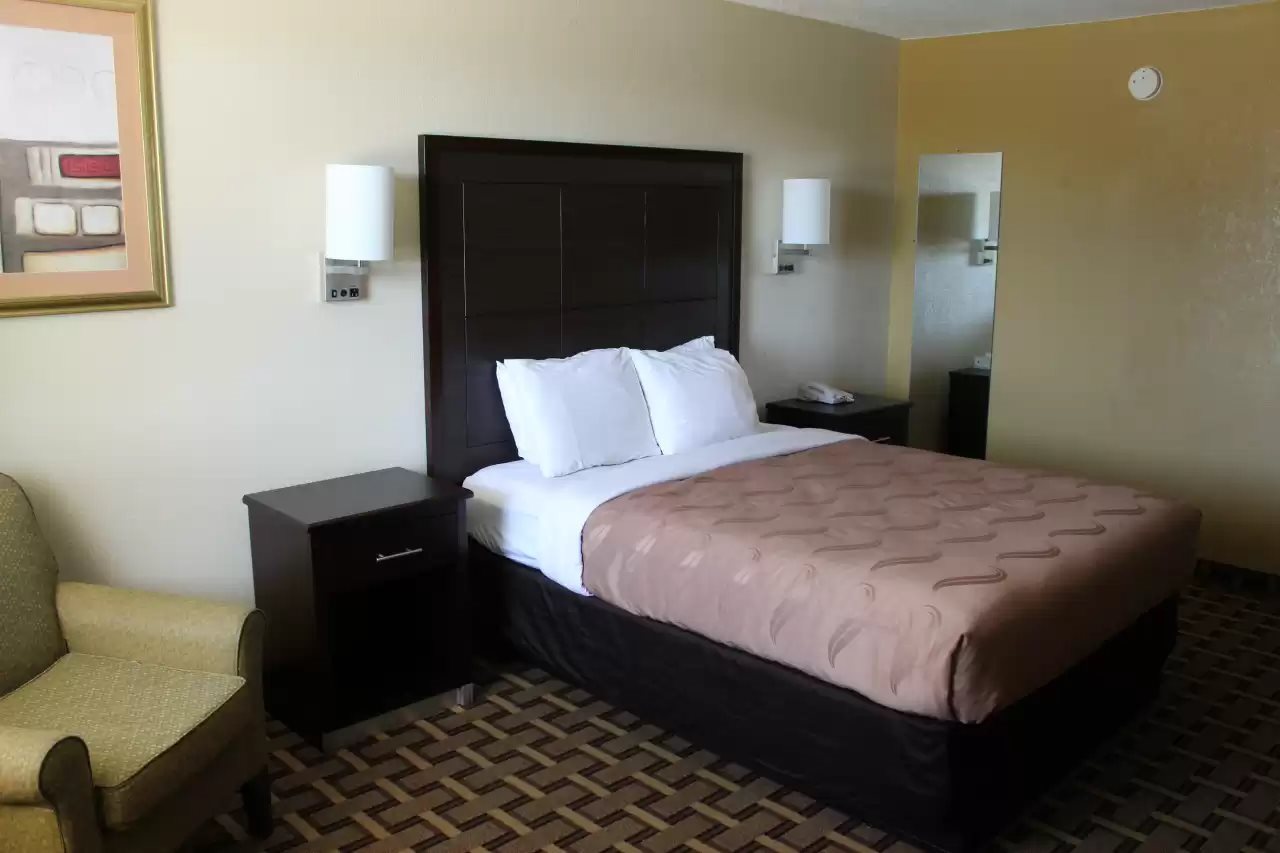 Quality Inn Conway Greenbrier - photo 11