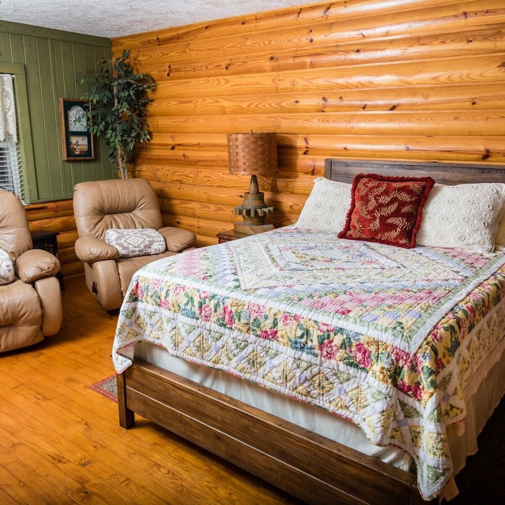 Mountain Aire Cottages & Inn - photo 30