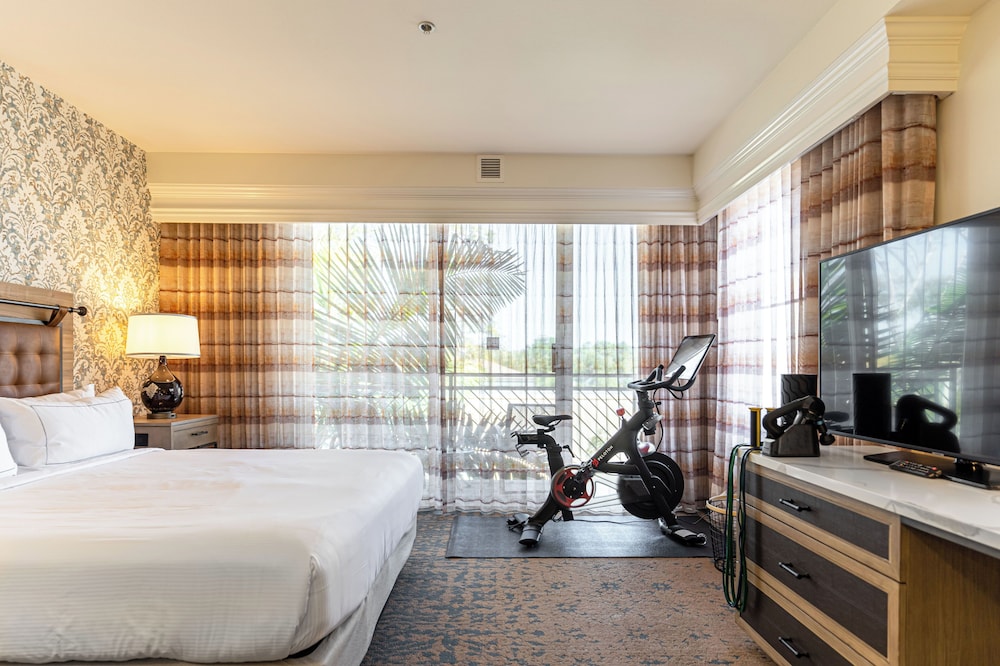 The Cassara Carlsbad Tapestry Collection by Hilton - photo 45