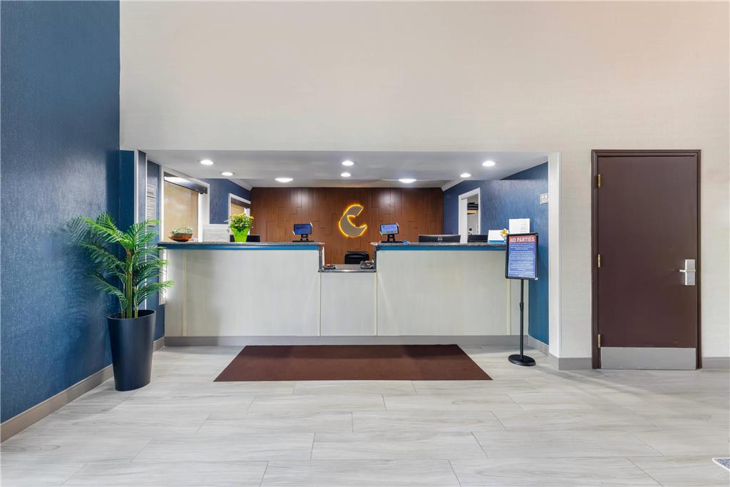 Comfort Inn Bourbonnais near I 57 - photo 5