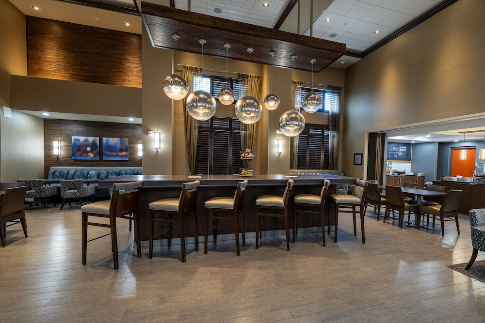 Hampton Inn & Suites Greensboro Coliseum Area - photo 68