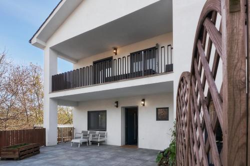 Villa Marel — 4-Star Luxury Hotel in Trefacio, Spain