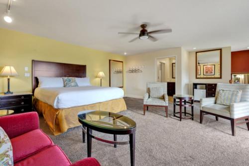 Bodega Bay Inn - photo 6