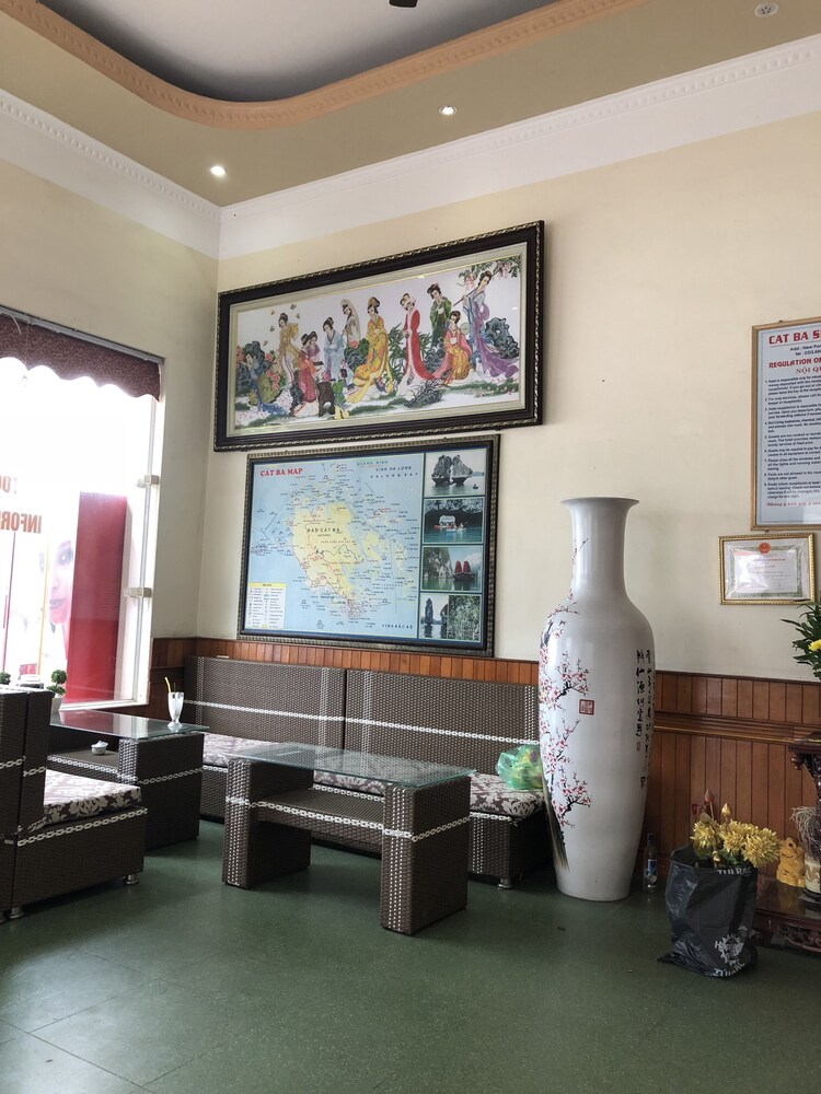 Cat Ba Central Point Hotel - last minute hotel in Haiphong