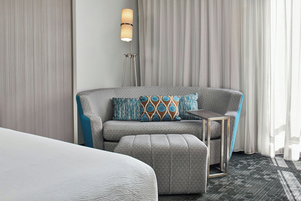 Courtyard by Marriott Albany Troy Waterfront - photo 12