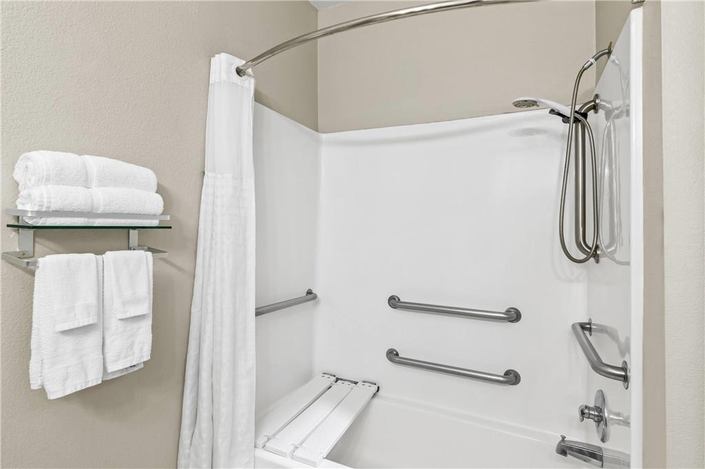 Days Inn by Wyndham Rockdale Texas - photo 13