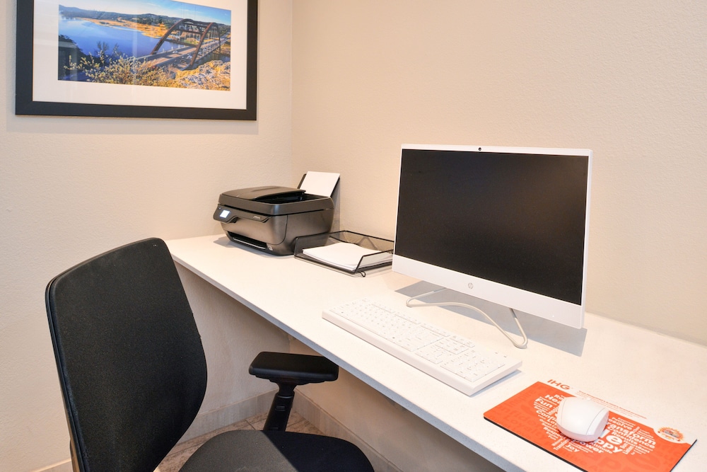 Candlewood Suites Austin Round Rock by IHG - photo 42
