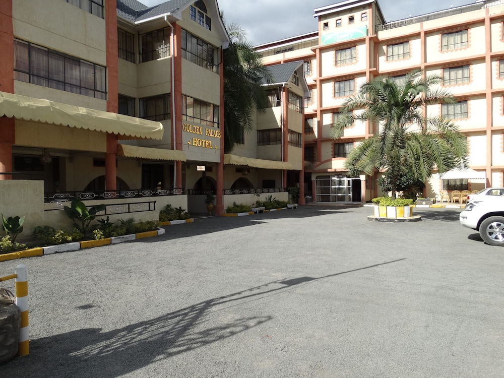 Golden Palace Hotel — hotel in Nakuru