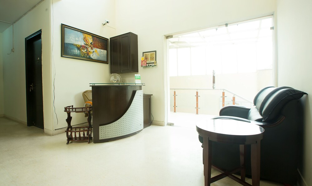 Treebo Neo Residency — Gurgaon — photo 2