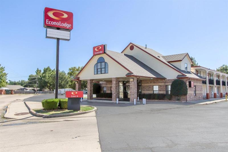 Americas Best Value Inn Norman University Oklahoma - photo 7