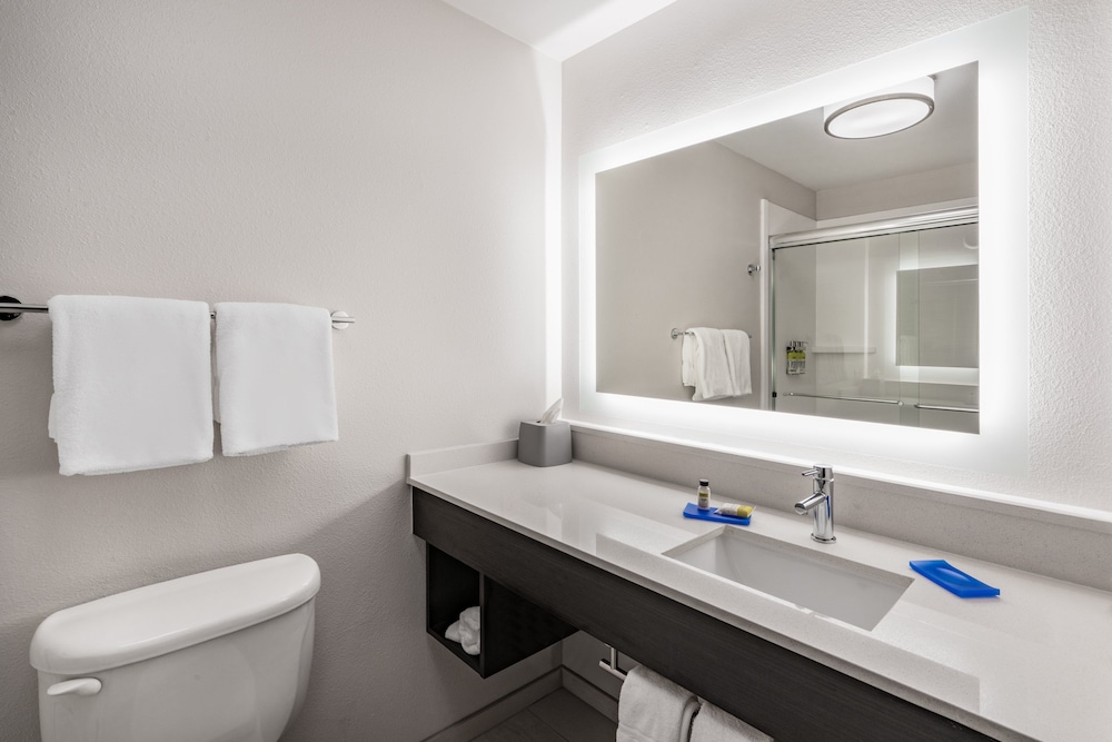 Holiday Inn Express & Suites Trinidad by IHG - photo 28