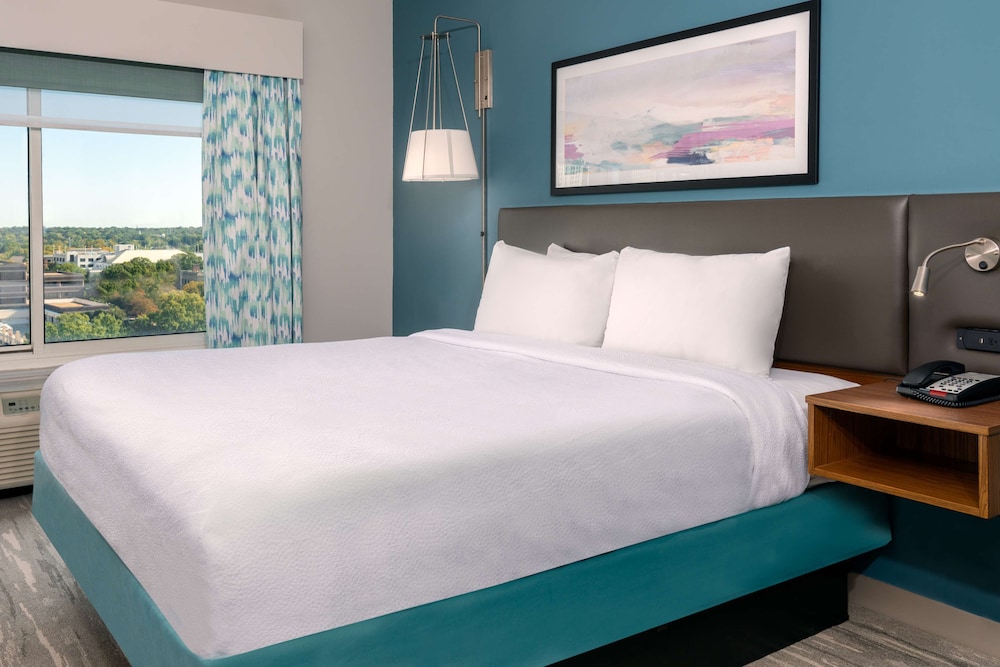 Hilton Garden Inn Charlotte Uptown - photo 11