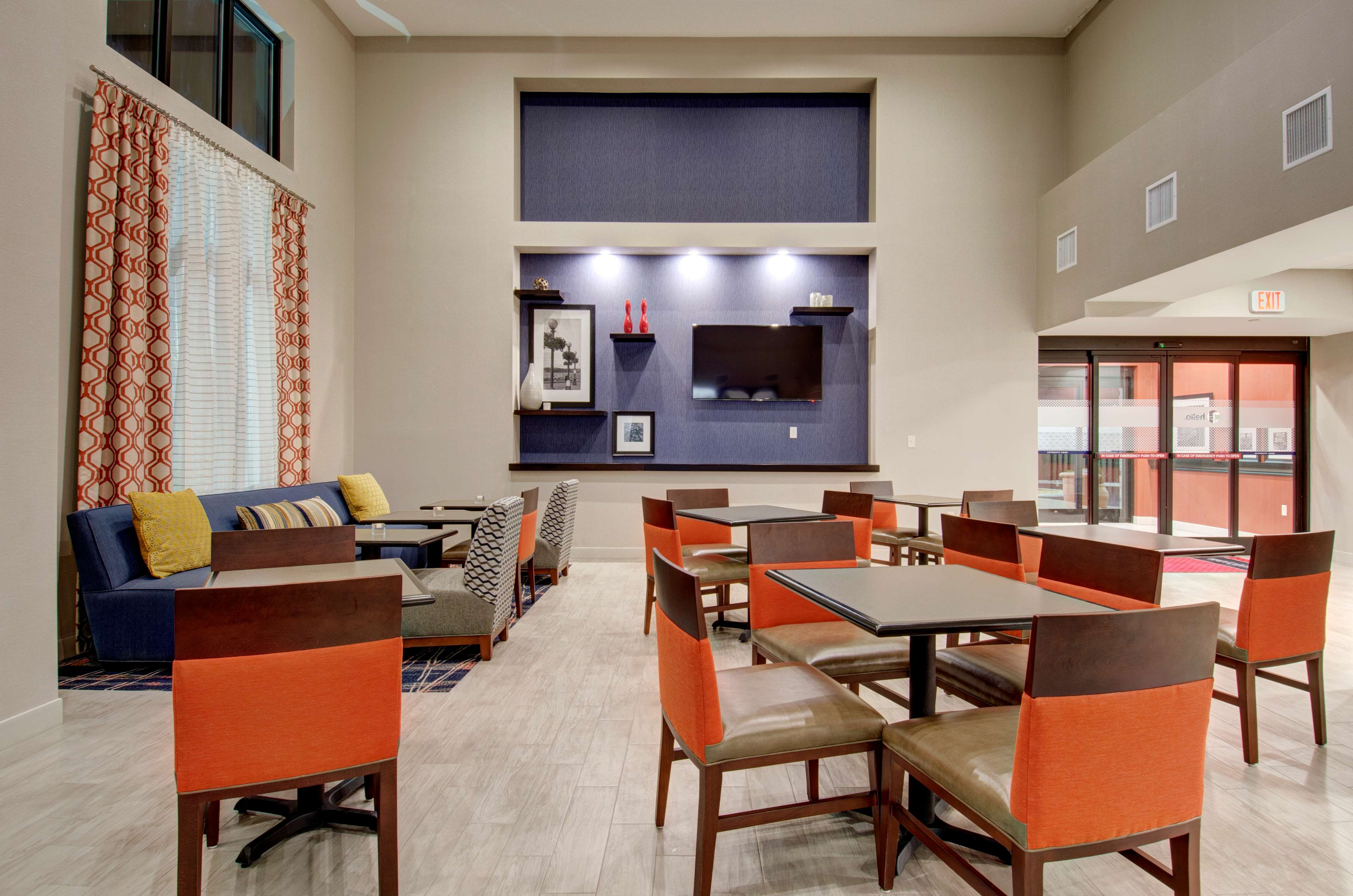 Hampton Inn & Suites Springfield Downtown - photo 6