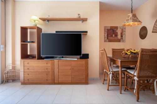 At102 Els Pins — 4-Star Luxury Hotel in Torredembarra, Spain