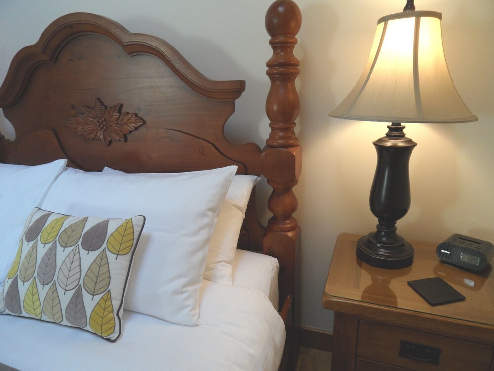 The Old Dairy B&B — 5-Star Luxury Hotel in Kidwelly, United Kingdom