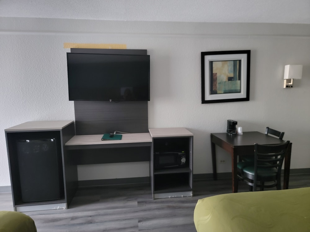 Quality Inn Rock Hill Northeast I 77 - photo 5
