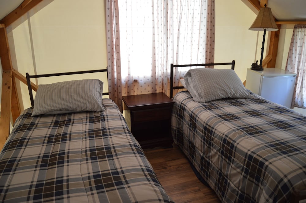 Indian Flat RV Park Tent Cabins & Cottages - photo 14