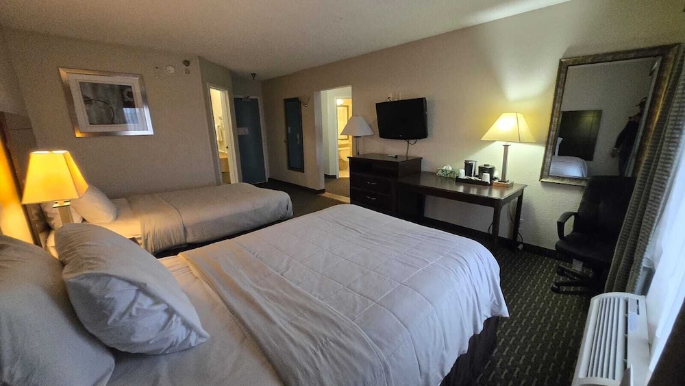 Copley Inn & Suites By OYO Akron OH - photo 11