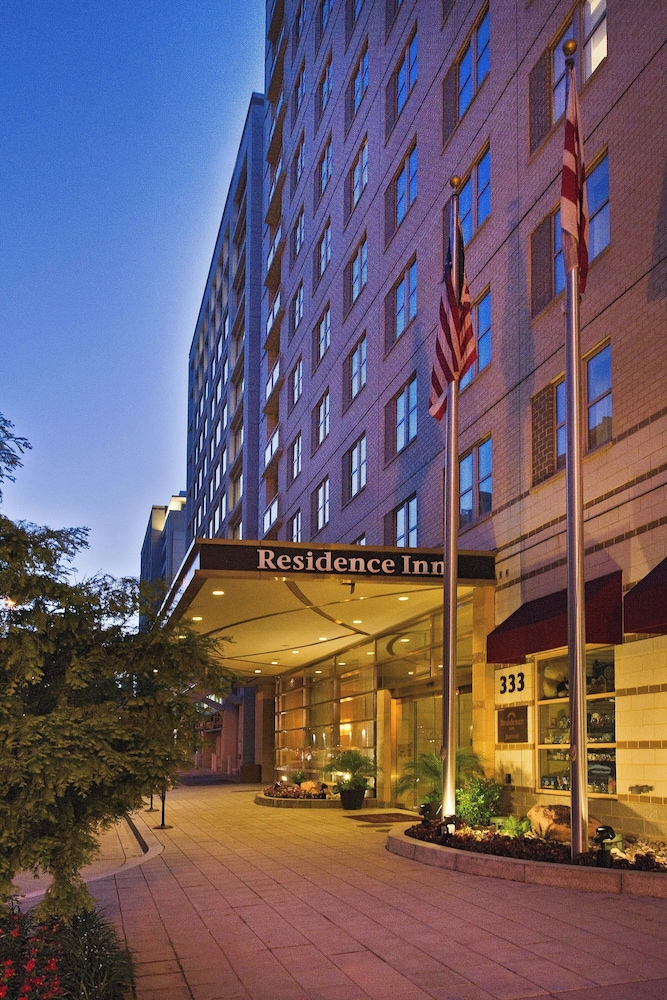 Residence Inn by Marriott Washington DC National Mall - photo 26