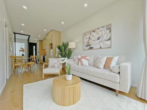 Modern 2 Bedroom Townhouse in Grey Lynn — 4-Star Luxury Hotel in Auckland, New Zealand