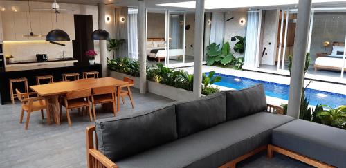 Villa Mandja Stunning architect designed 3BR villa in Petitenget — 4-Star Luxury Hotel in Seminyak, Indonesia