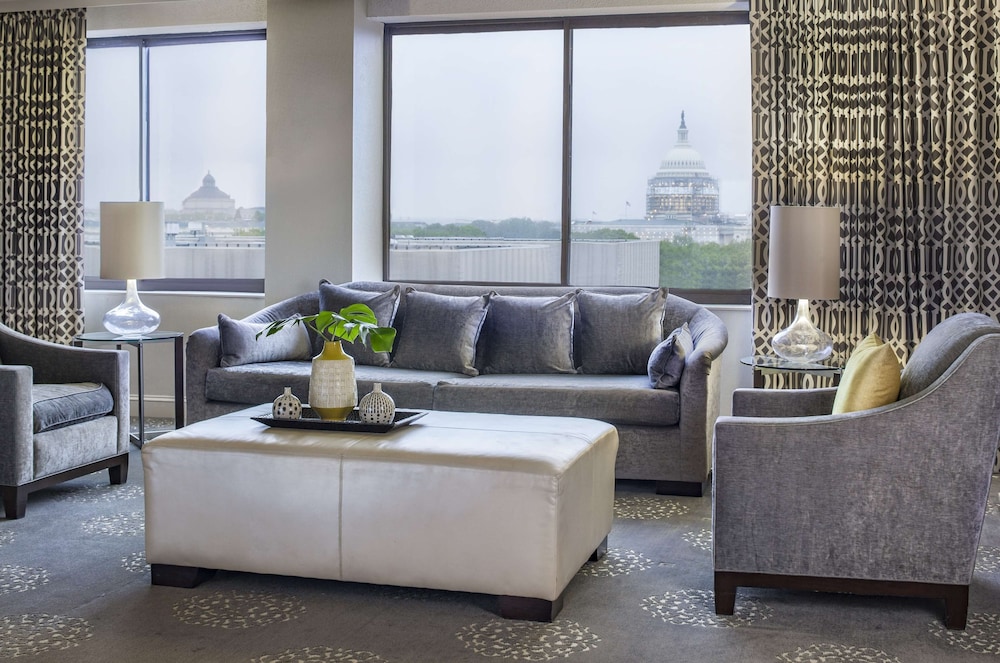 Hilton Washington DC Capitol Hill - photo 25