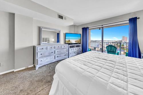 Regency Towers 623 - photo 5