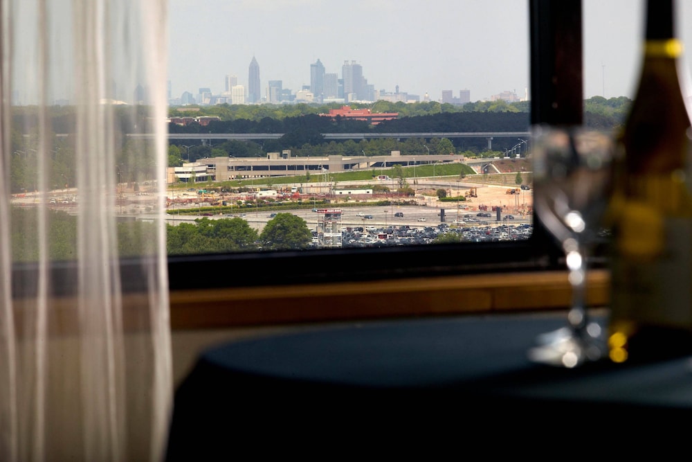 Atlanta Airport Marriott - photo 105