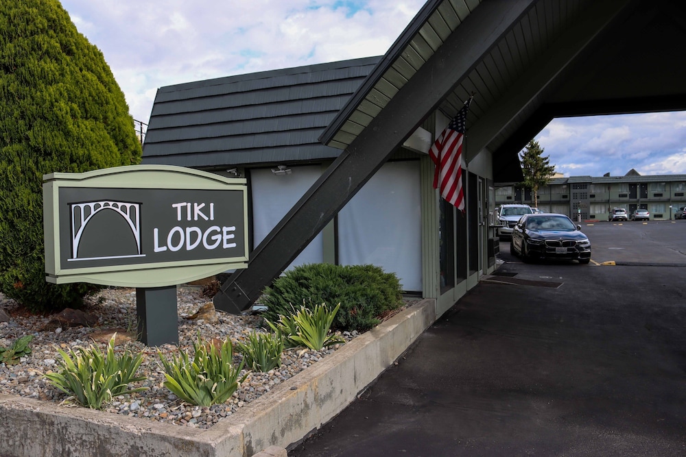 Tiki Lodge - photo 17