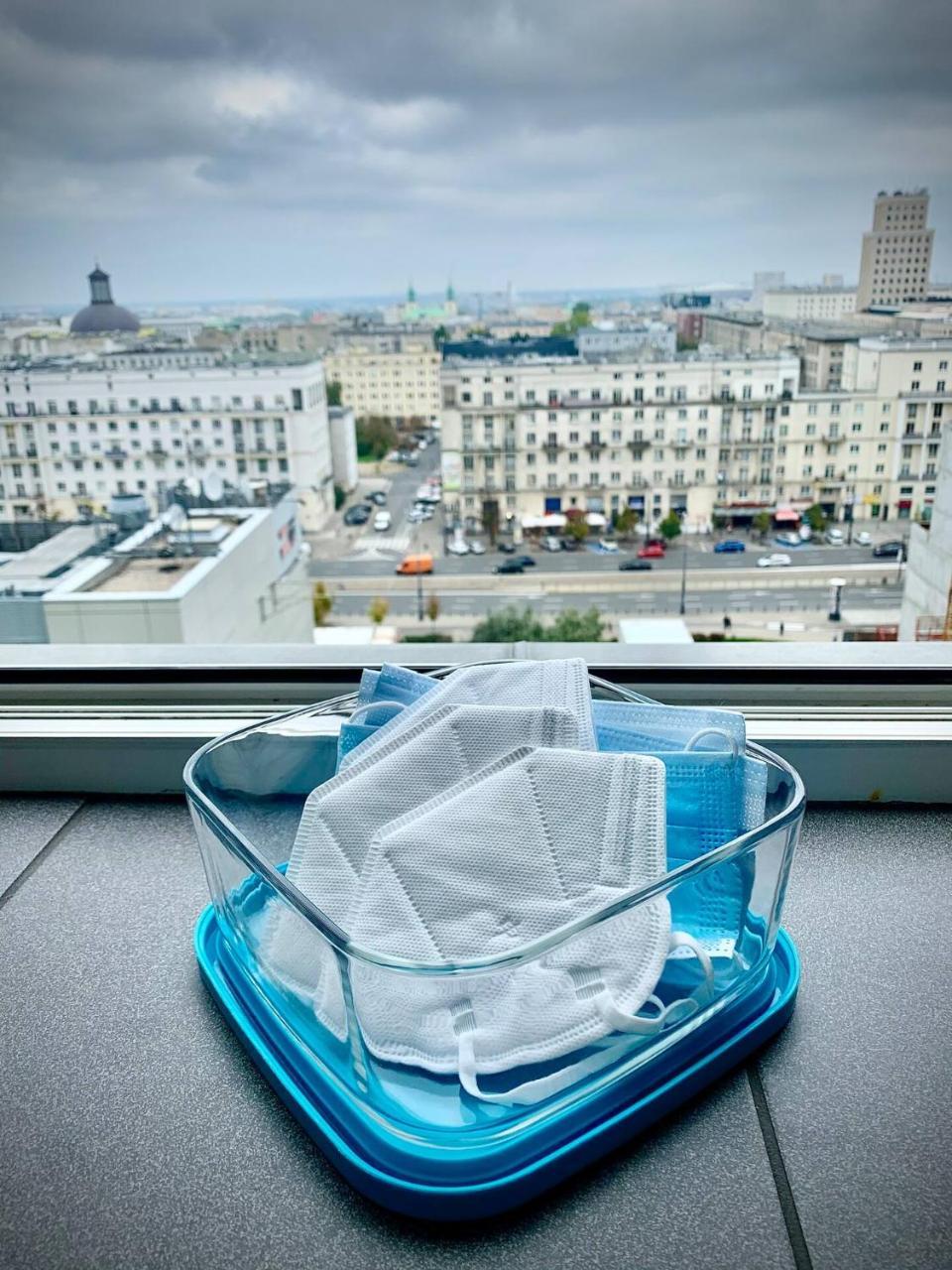 Silver Aircondition Wifi 1Gbs 85'Tv Netflix — 4-Star Luxury Hotel in Warsaw, Poland
