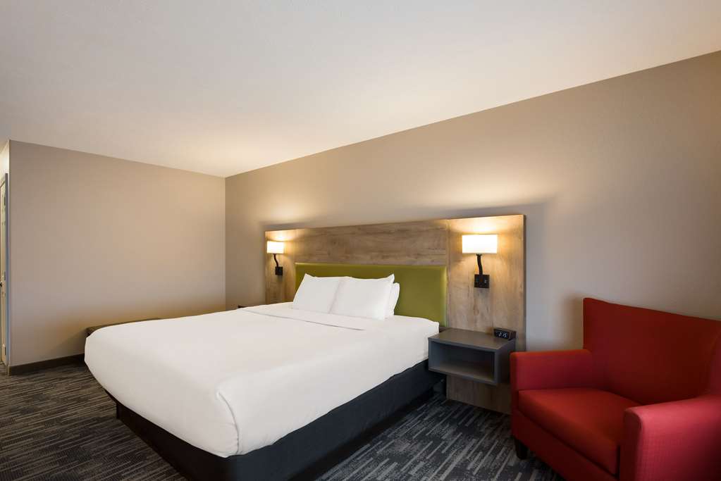 Country Inn & Suites by Radisson Marion IL - photo 20