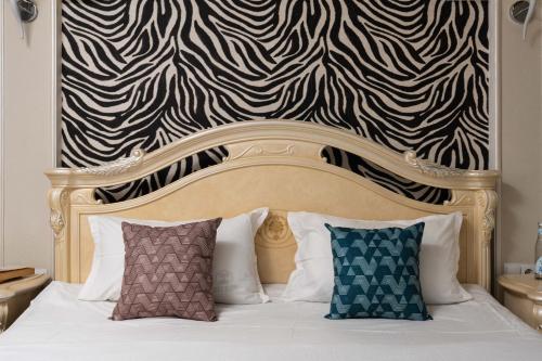 32 Elegant Apartment in CENTER 1 near Le Grand Plaza Hotel Uzbekistan Hotel Green EcoPark in Tashkent, Uzbekistan