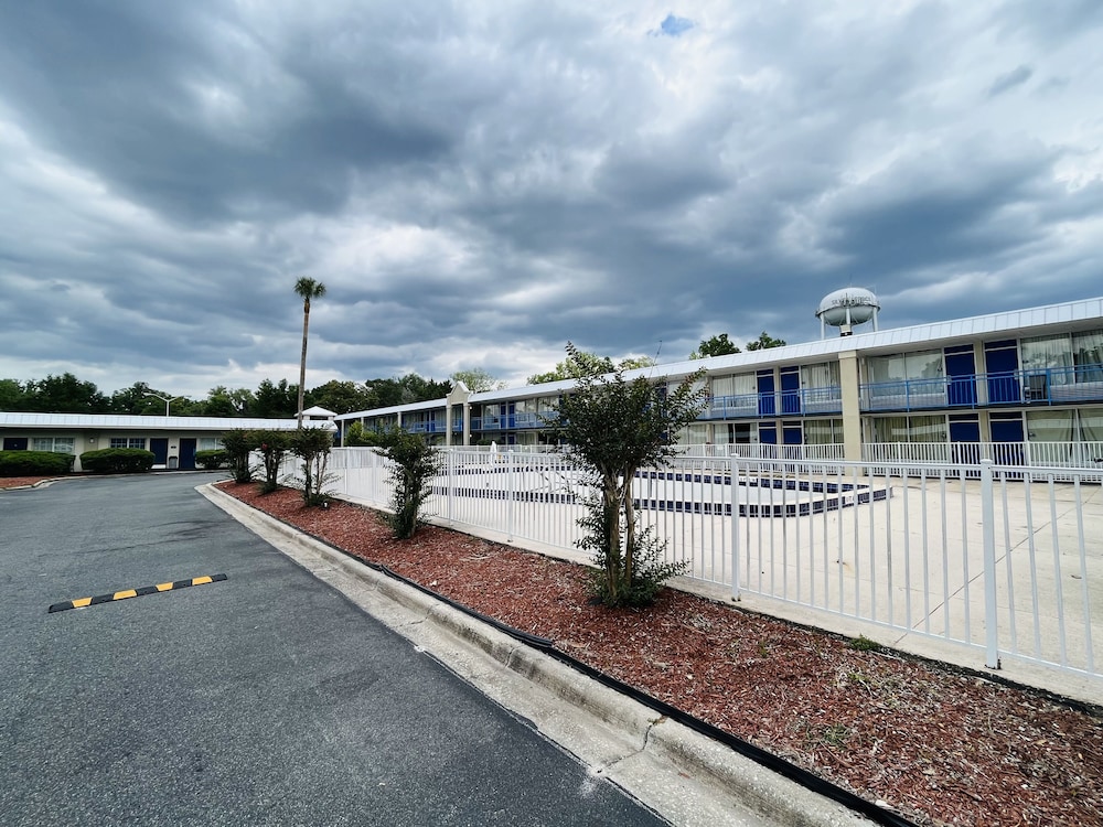 Rodeway Inn Silver Springs Ocala East - photo 40