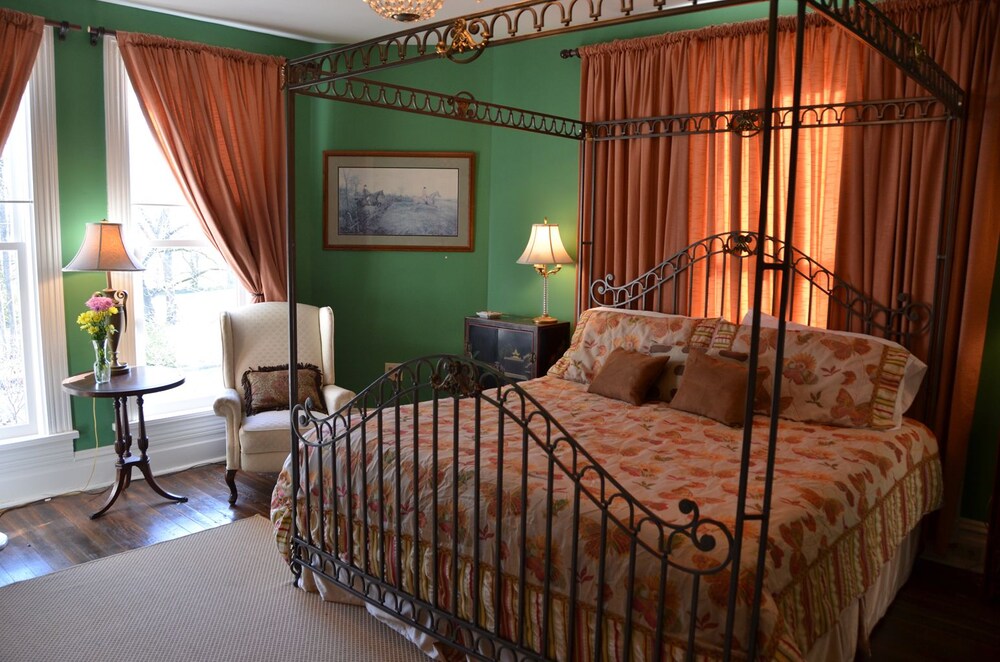 The Walker Inn - photo 19