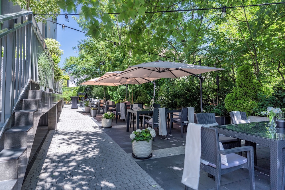 Hotel Apis - last minute hotel in Krakow