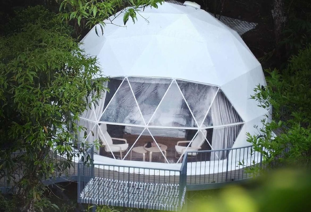 Willmount Geodesic Domes Vagamon - carbon neutral hotel in Unknown City