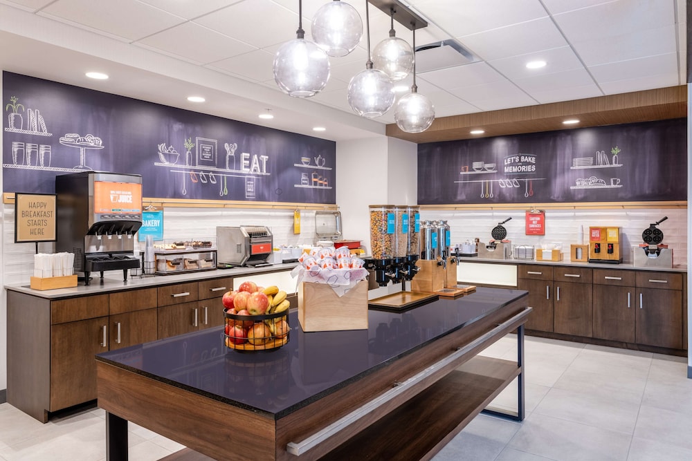 Hampton Inn Monticello - photo 18