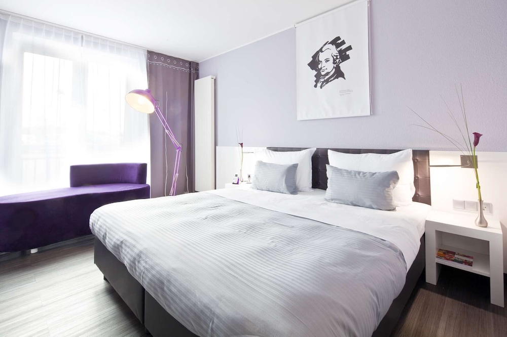 elaya hotel wolfenbuettel Trademark Collection by Wyndham — hotel in Wolfenbuettel