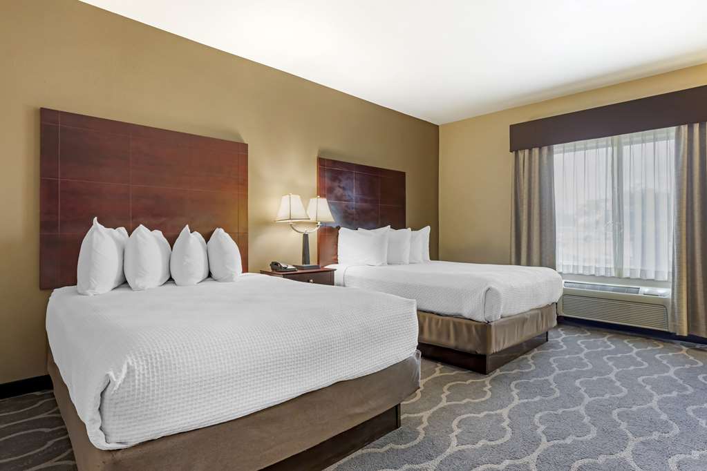 Best Western Plus Burleson Inn & Suites - photo 31