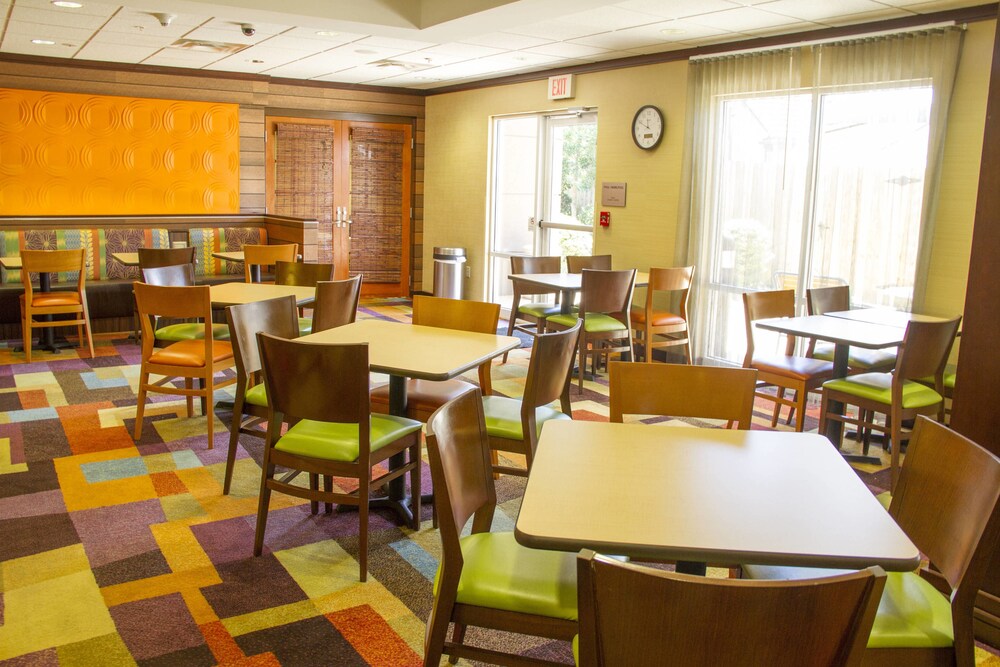 Fairfield Inn & Suites Fort Walton Beach Eglin AFB - photo 16